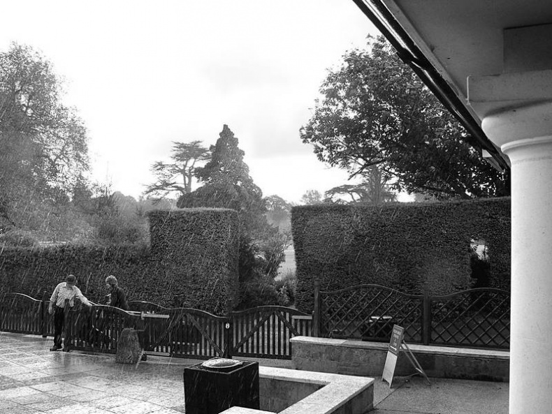 Иллюстрация к книге — 5 O&#039;clock и другие традиции Англии [i_050.jpg]