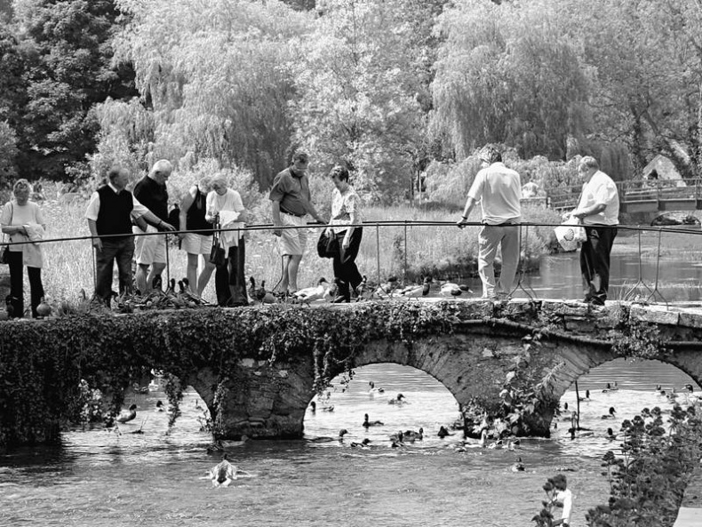 Иллюстрация к книге — 5 O&#039;clock и другие традиции Англии [i_092.jpg]