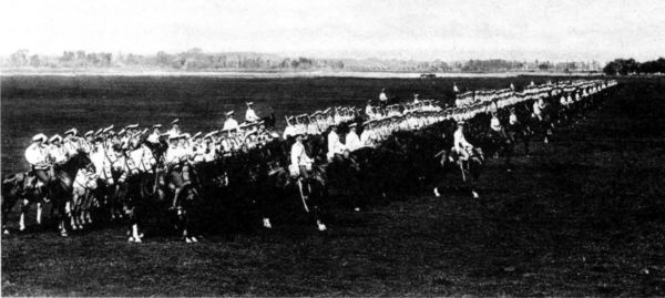 Иллюстрация к книге — Крушение германского блицкрига в 1914 году [i_023.jpg]