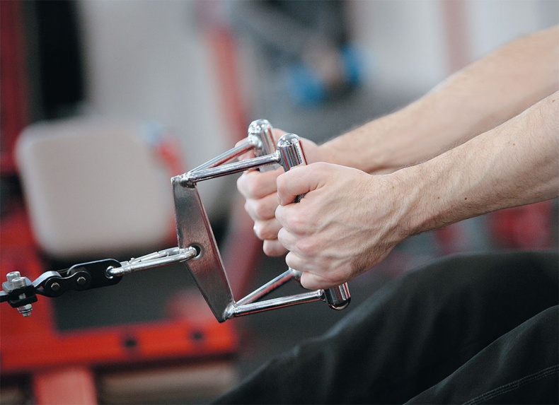 Иллюстрация к книге — Хватит ЖРАТЬ! и лениться. 50 интенсивных тренировок от тренера программы &quot;Свадебный размер&quot; [i_004.jpg]