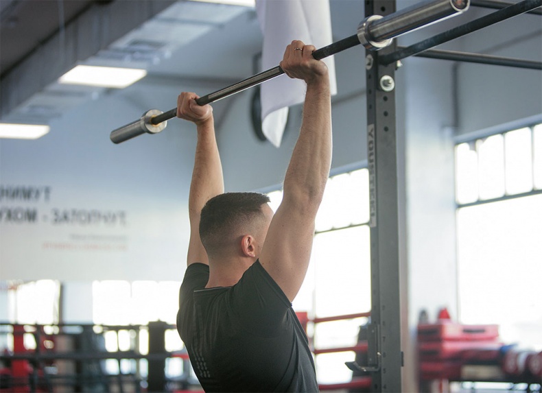 Иллюстрация к книге — Хватит ЖРАТЬ! и лениться. 50 интенсивных тренировок от тренера программы &quot;Свадебный размер&quot; [i_022.jpg]