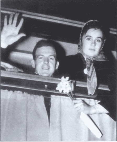 Иллюстрация к книге — Убийство президента Кеннеди. Ли Харви Освальд - убийца или жертва заговора? [i_010.jpg]