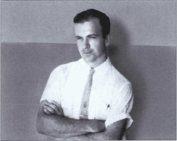 Иллюстрация к книге — Убийство президента Кеннеди. Ли Харви Освальд - убийца или жертва заговора? [i_015.jpg]