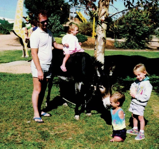 Иллюстрация к книге — Воспитание без границ. Ваш ребенок может все, несмотря ни на что [i_003.jpg]