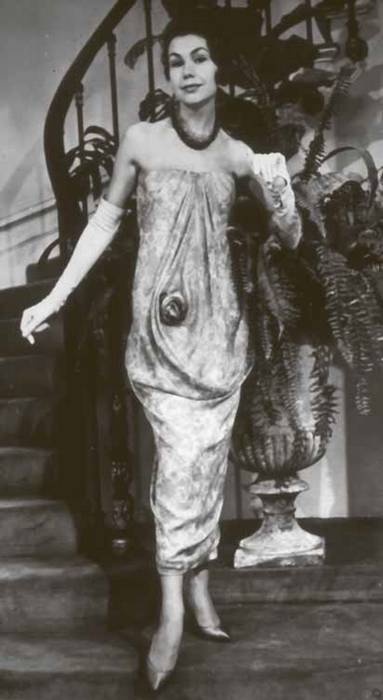 Иллюстрация к книге — Тайны парижских манекенщиц [i_015.jpg]