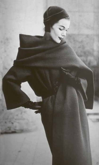 Иллюстрация к книге — Тайны парижских манекенщиц [i_019.jpg]