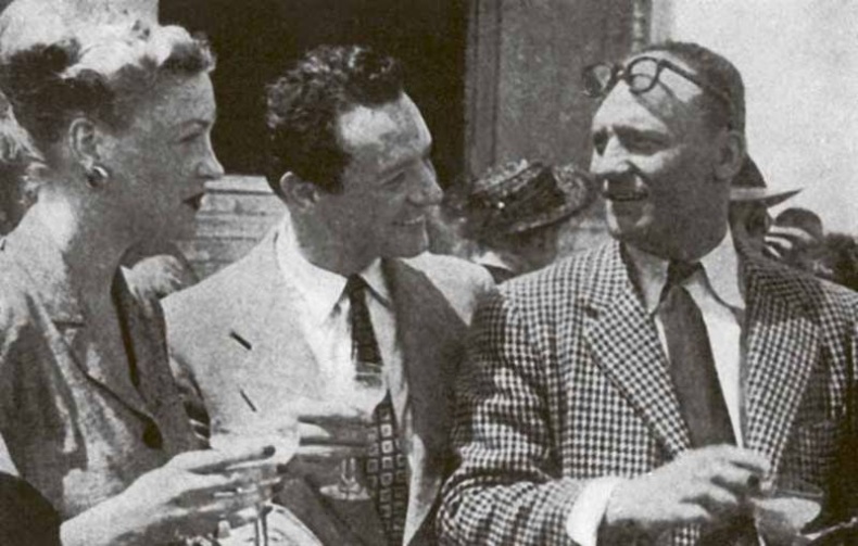 Иллюстрация к книге — Тайны парижских манекенщиц [i_029.jpg]