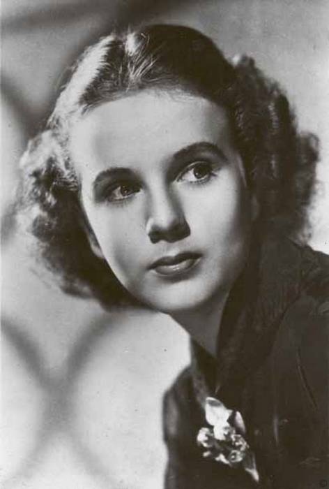 Иллюстрация к книге — Тайны парижских манекенщиц [i_048.jpg]