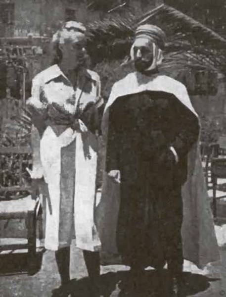 Иллюстрация к книге — Тайны парижских манекенщиц [i_051.jpg]