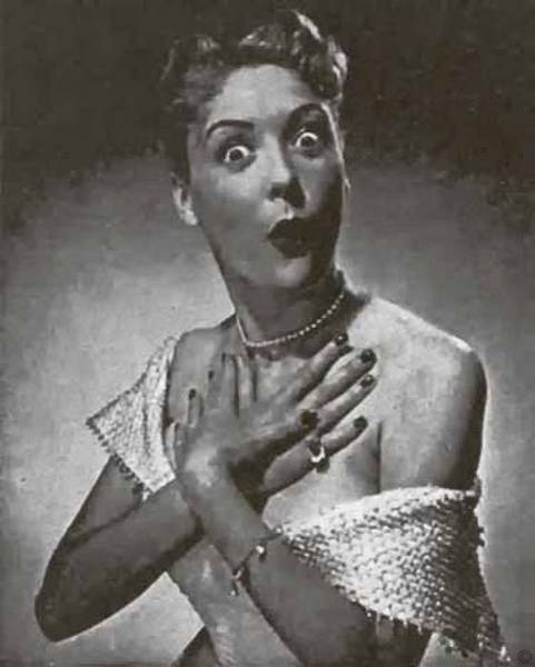 Иллюстрация к книге — Тайны парижских манекенщиц [i_073.jpg]