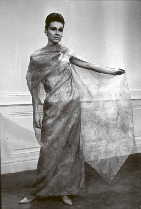 Иллюстрация к книге — Тайны парижских манекенщиц [i_091.jpg]