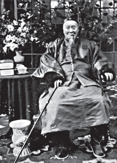 Иллюстрация к книге — Кровавый век [_138.jpg]