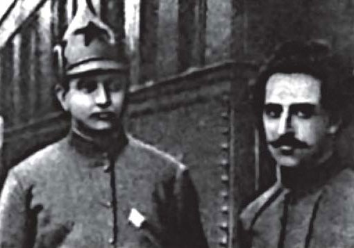 Иллюстрация к книге — Кровавый век [_187.jpg]