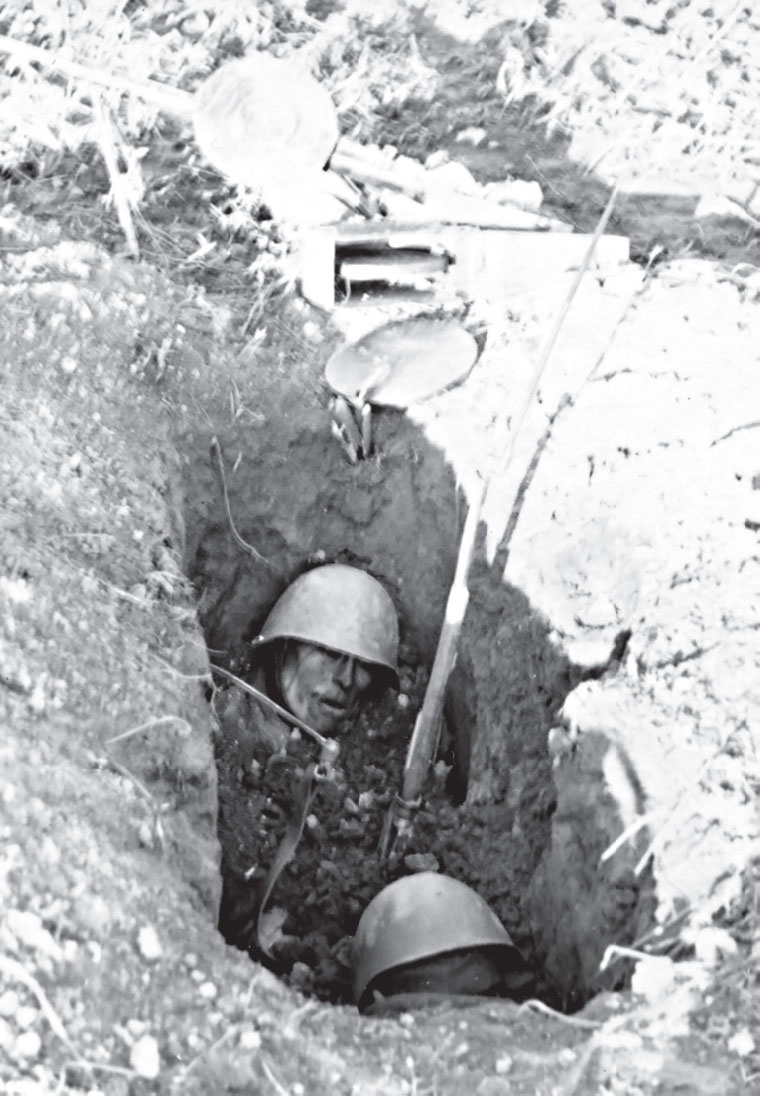 Иллюстрация к книге — Кровавый век [_284.jpg]