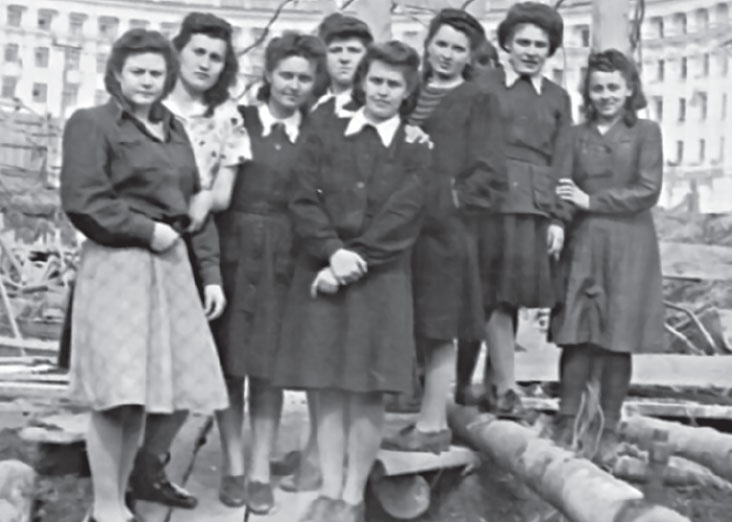 Иллюстрация к книге — Кровавый век [_319.jpg]