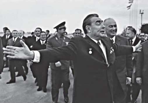 Иллюстрация к книге — Кровавый век [_413.jpg]