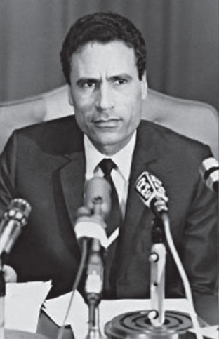 Иллюстрация к книге — Кровавый век [_491.jpg]