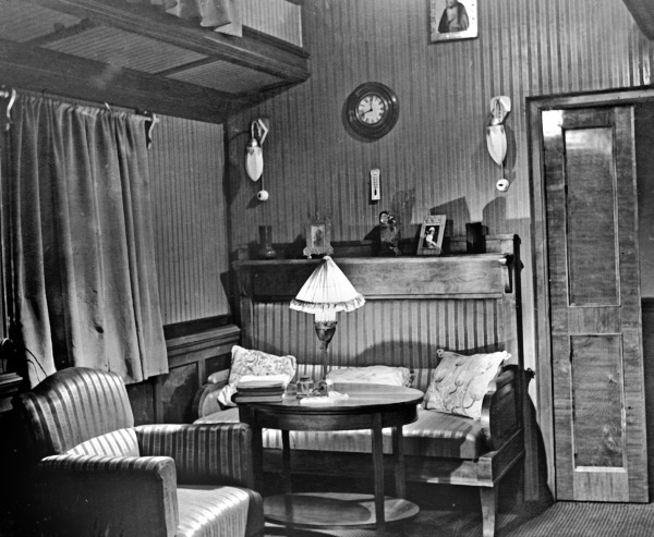 Иллюстрация к книге — Рок семьи Романовых. &quot;Мы не хотим и не можем бежать...&quot; [i_034.jpg]