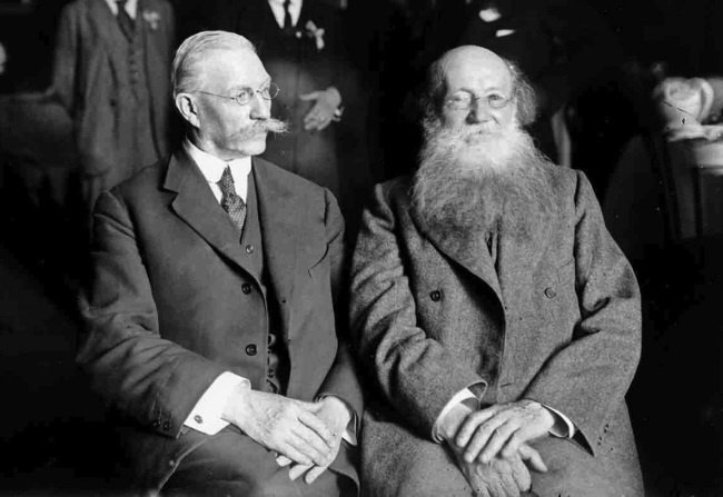 Иллюстрация к книге — Рок семьи Романовых. &quot;Мы не хотим и не можем бежать...&quot; [i_037.jpg]