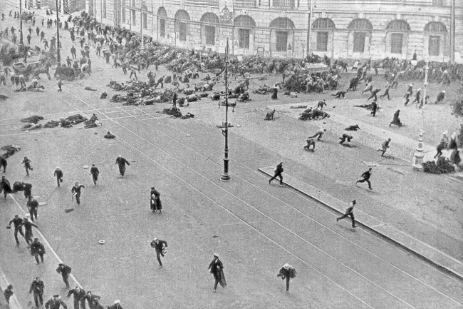 Иллюстрация к книге — Рок семьи Романовых. &quot;Мы не хотим и не можем бежать...&quot; [i_050.jpg]