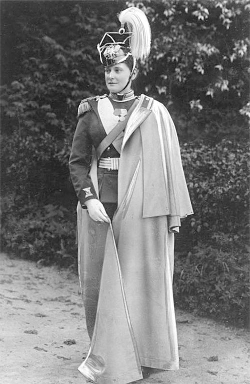 Иллюстрация к книге — Мой муж – Николай II. Дарите любовь… [i_016.jpg]