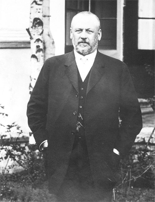 Иллюстрация к книге — Мой муж – Николай II. Дарите любовь… [i_024.jpg]