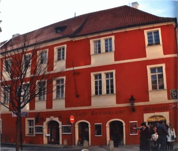 Иллюстрация к книге — Прага. Короли, алхимики, привидения и... пиво! [i_021.jpg]