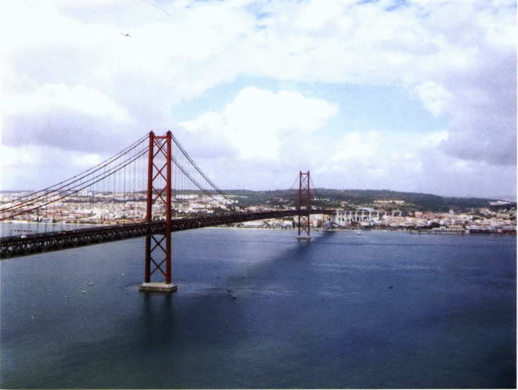 Иллюстрация к книге — Лиссабон. Девять кругов ада, Летучий португалец и... портвейн [i_009.jpg]