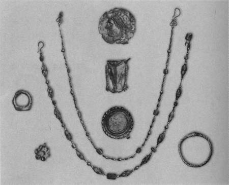 Иллюстрация к книге — Повседневная жизнь Древнего Рима через призму наслаждений [i_053.jpg]