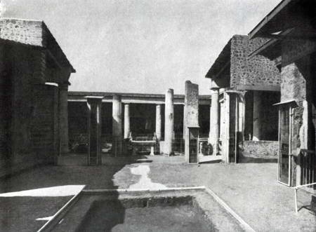 Иллюстрация к книге — Повседневная жизнь Древнего Рима через призму наслаждений [i_058.jpg]