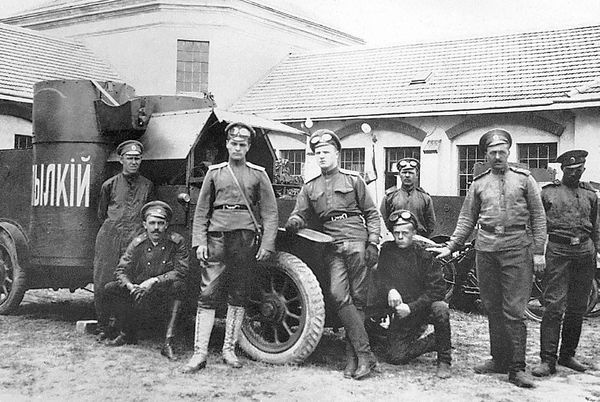 Иллюстрация к книге — Бронеавтомобиль "Остин". Предтеча бронетанковых войск России [i_095.jpg]