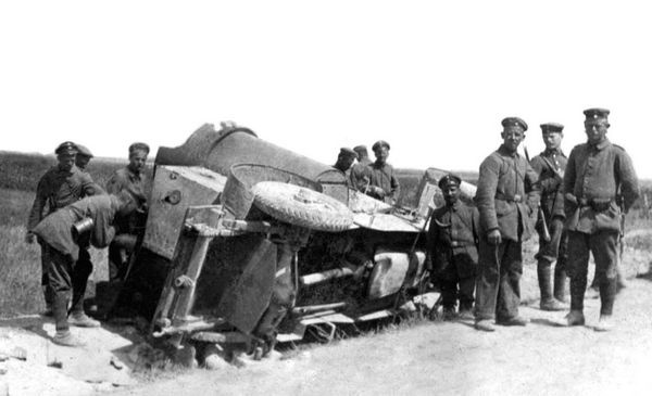 Иллюстрация к книге — Бронеавтомобиль "Остин". Предтеча бронетанковых войск России [i_107.jpg]