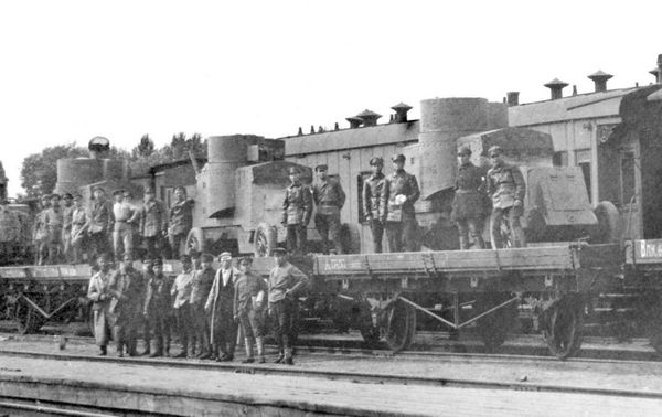 Иллюстрация к книге — Бронеавтомобиль "Остин". Предтеча бронетанковых войск России [i_121.jpg]