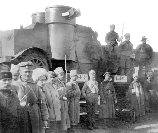 Иллюстрация к книге — Бронеавтомобиль "Остин". Предтеча бронетанковых войск России [i_128.jpg]