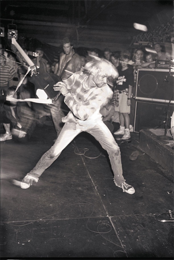 Иллюстрация к книге — Nirvana. Со слов очевидцев [i_005.jpg]