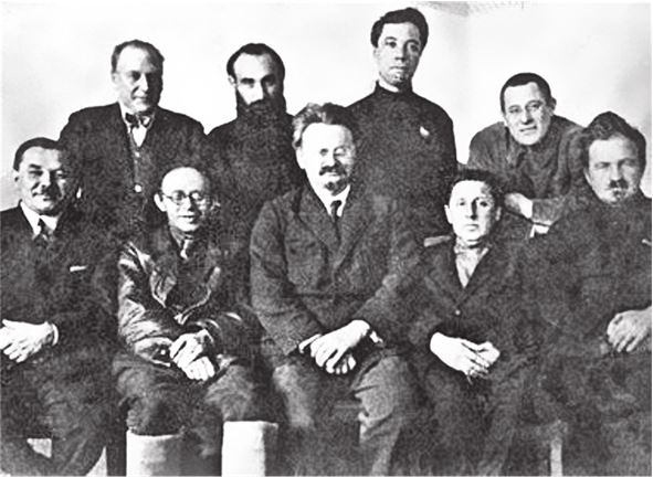 Иллюстрация к книге — Последняя тайна Романовых [b00000034.jpg]