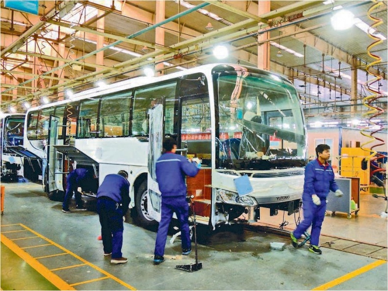 Иллюстрация к книге — Си Цзиньпин. Новая эпоха [i_033.jpg]