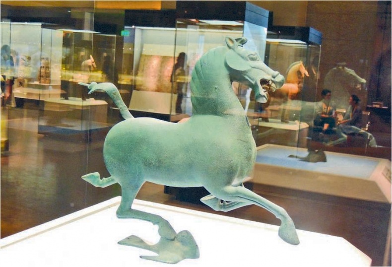 Иллюстрация к книге — Си Цзиньпин. Новая эпоха [i_057.jpg]