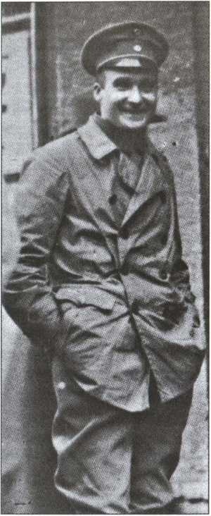 Иллюстрация к книге — Политические солдаты Гитлера [i_002.jpg]