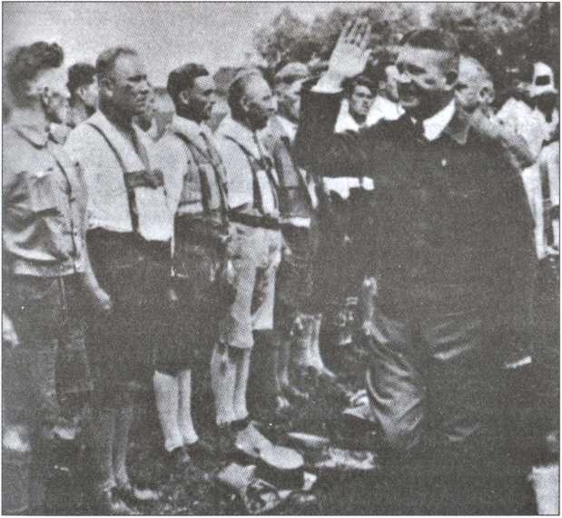 Иллюстрация к книге — Политические солдаты Гитлера [i_030.jpg]