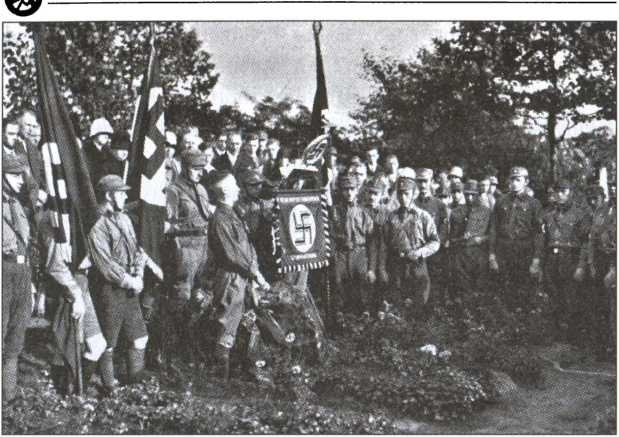 Иллюстрация к книге — Политические солдаты Гитлера [i_033.jpg]