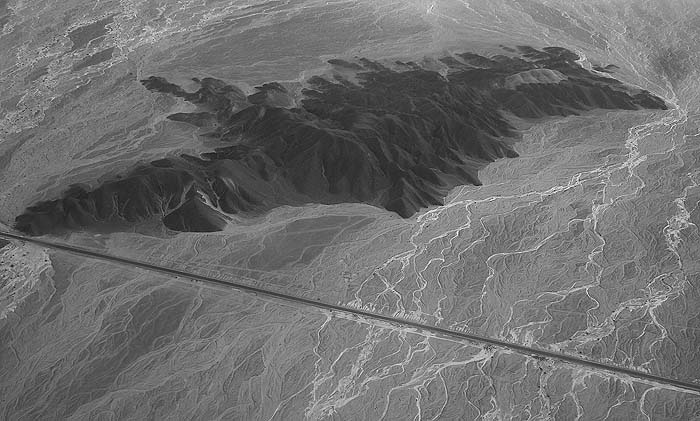 Иллюстрация к книге — Наска. Гигантские рисунки на полях [any2fbimgloader24.jpg]