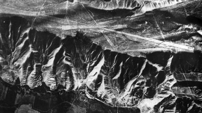 Иллюстрация к книге — Наска. Гигантские рисунки на полях [any2fbimgloader50.jpg]