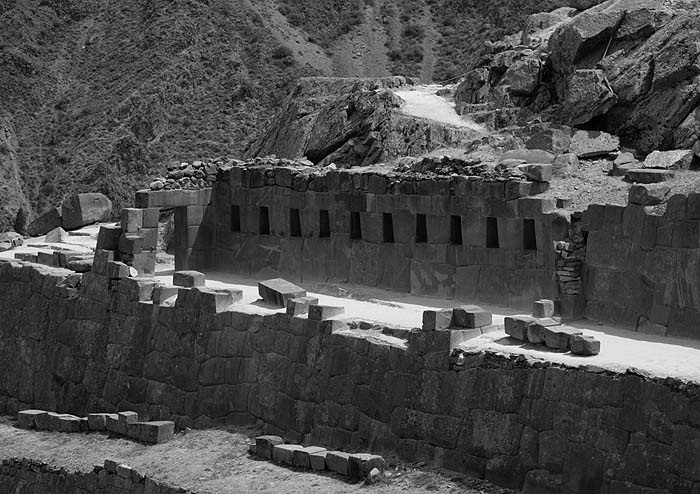 Иллюстрация к книге — Наска. Гигантские рисунки на полях [any2fbimgloader91.jpg]