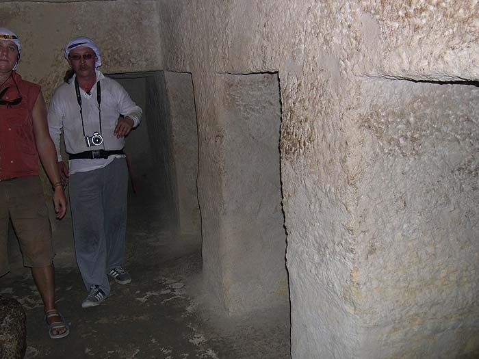 Иллюстрация к книге — Пирамиды. Загадки строительства и назначение [_12c.jpg]