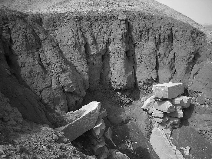 Иллюстрация к книге — Пирамиды. Загадки строительства и назначение [any2fbimgloader40.jpg]