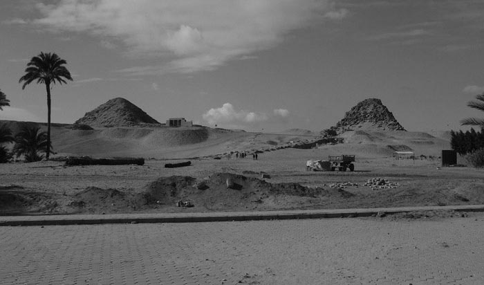 Иллюстрация к книге — Пирамиды. Загадки строительства и назначение [any2fbimgloader6.jpg]