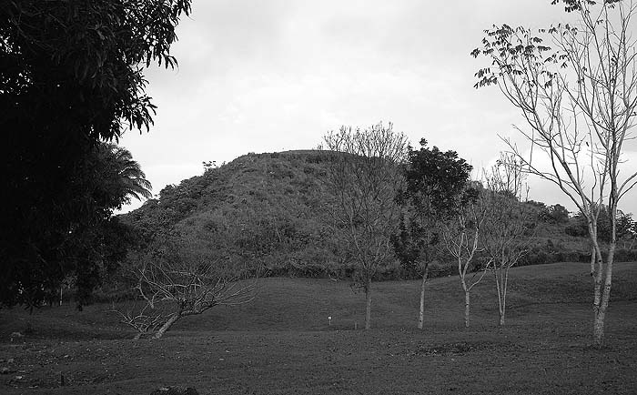 Иллюстрация к книге — Пирамиды. Загадки строительства и назначение [any2fbimgloader95.jpg]