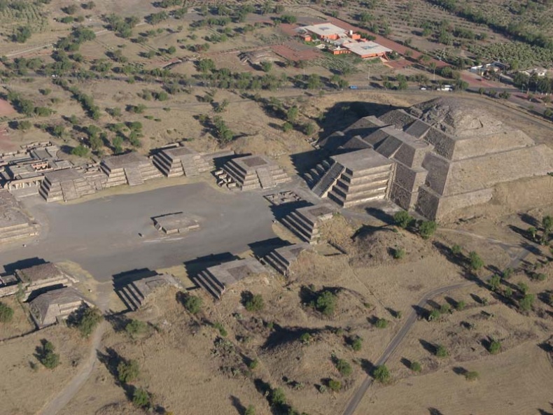 Иллюстрация к книге — Обитаемый остров Земля [i_030.jpg]