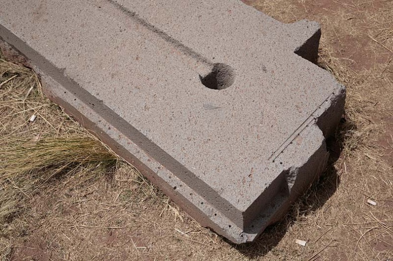 Иллюстрация к книге — Обитаемый остров Земля [i_075.jpg]